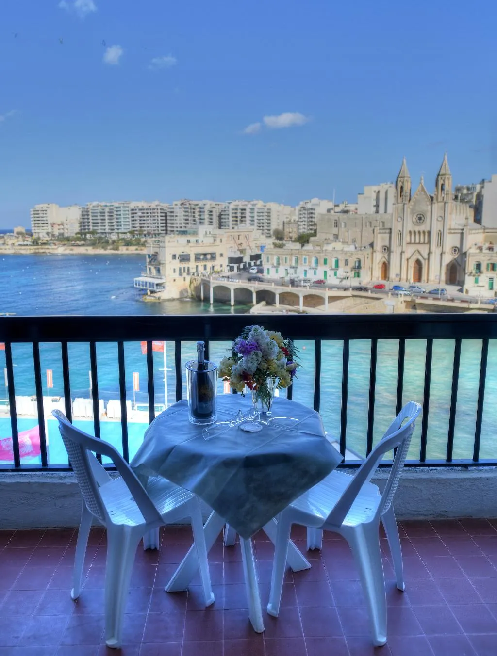 DOUBLE SEA VIEW Room, St. Julian's Bay Hotel, Malta