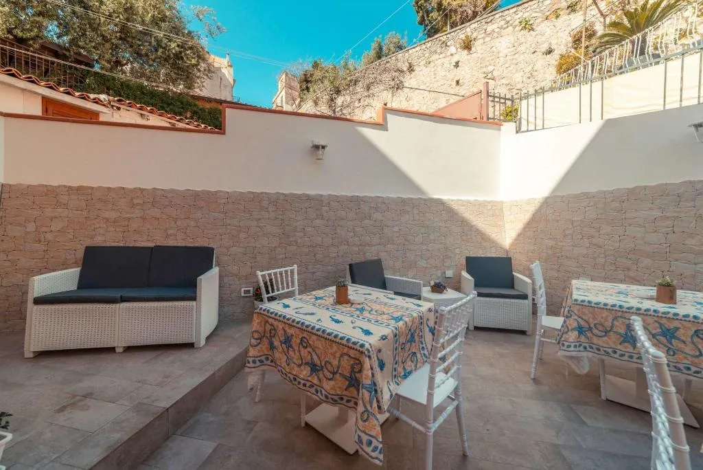 Room, Bed And Breakfast Dionisio, Taormina