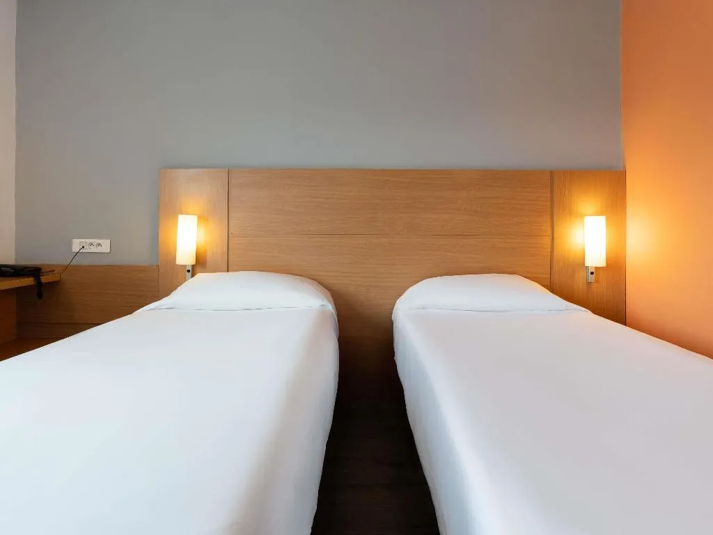 TWIN STANDARD Room, Ibis fes, Fez
