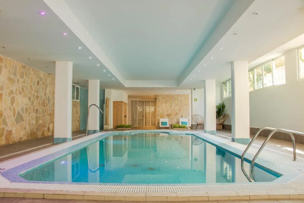 Sports and Entertainment, Houm Plaza Son Rigo, Majorca