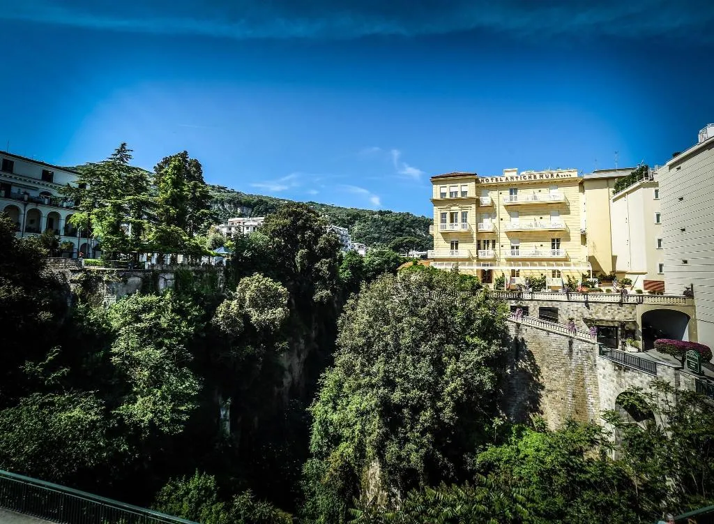 General view, Antiche Mura, Naples