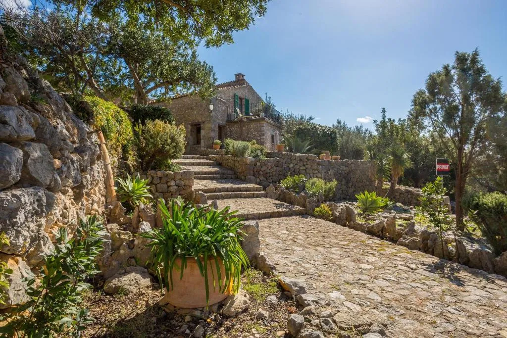 General view, Finca Hotel Es Castell, Majorca