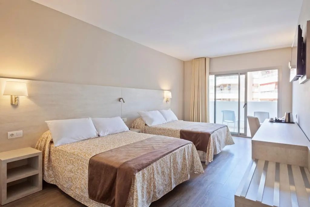 Double or Twin CAPACITY 4 Room, Best Punta Dorada, Costa Dorada
