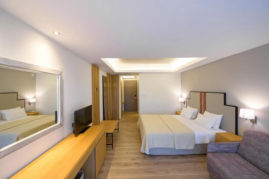FAMILY ROOM SUPERIOR Room, Europa Olympia, Kalamata