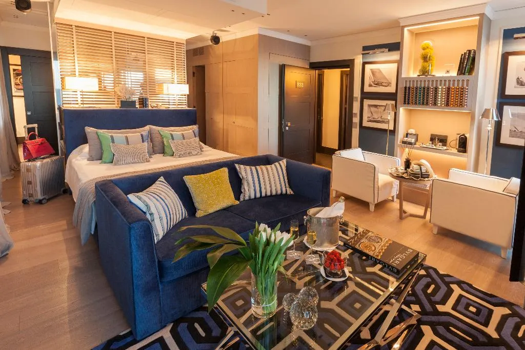 SUITE SEA VIEW WITH TERRACE Room, Eight Hotel Paraggi, Cagliari