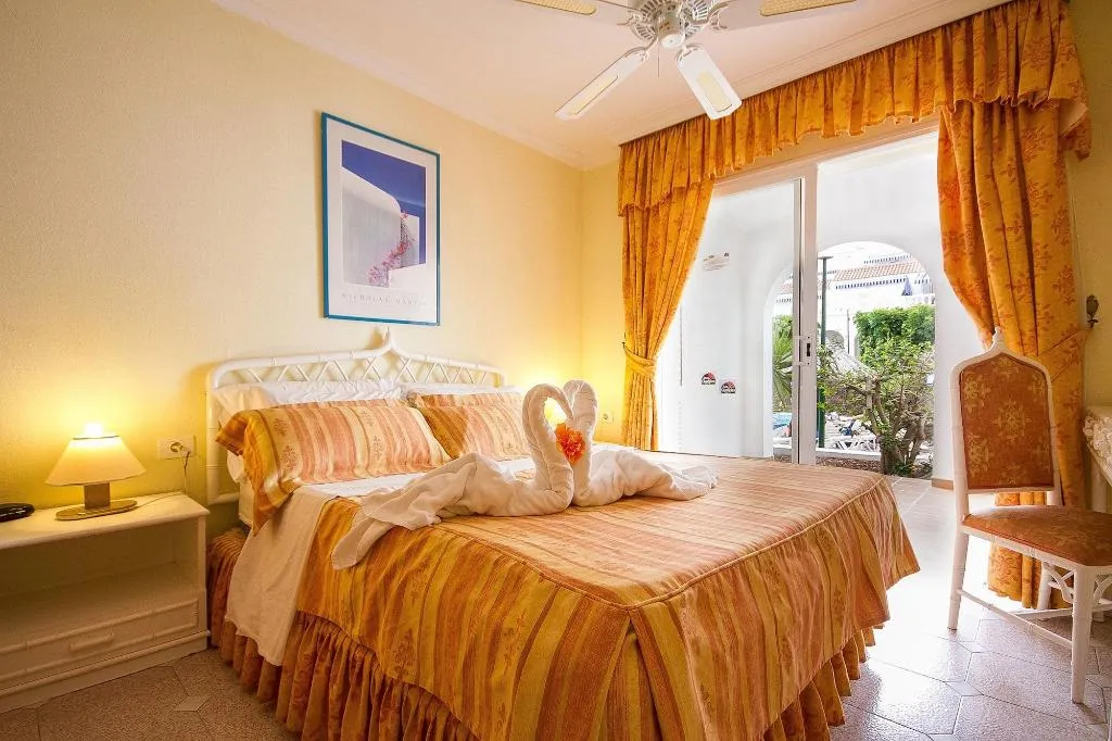 Room, Los Claveles, Tenerife