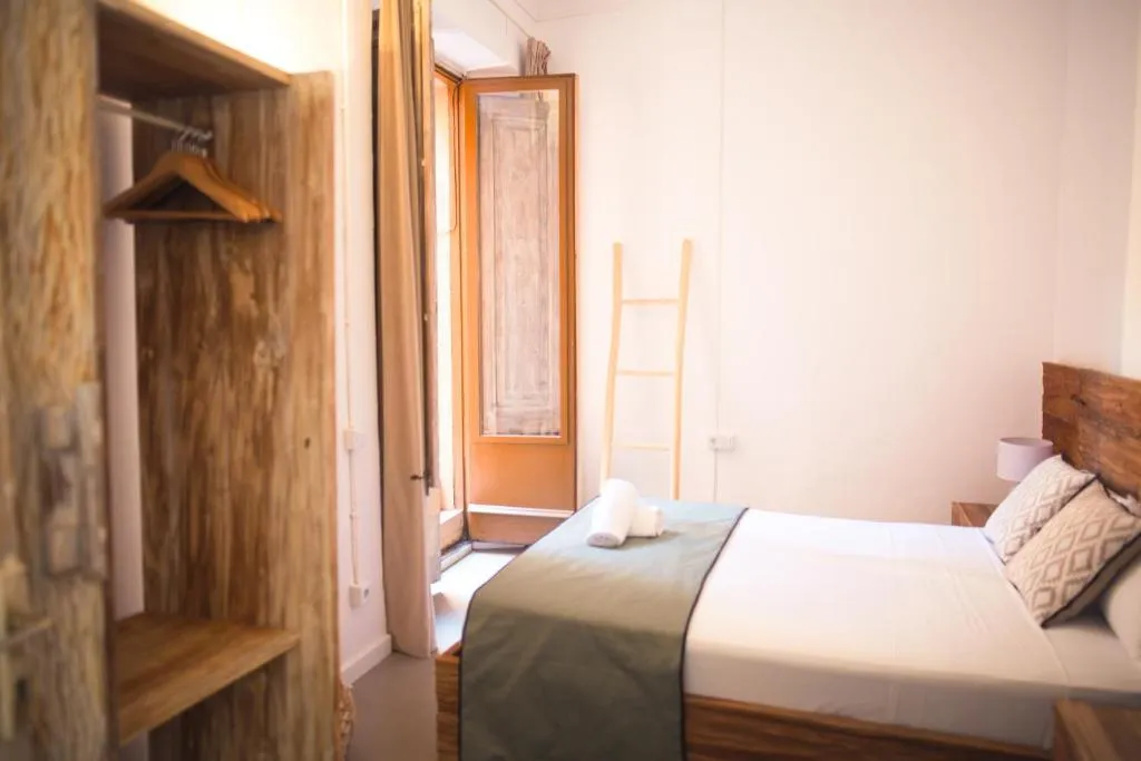 APARTMENT CAPACITY 6 Room, La Guarida, Barcelona
