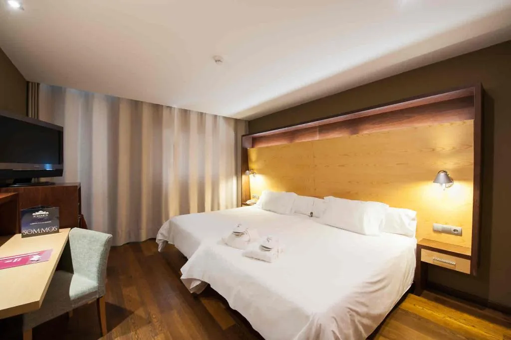 TWIN STANDARD Room, SOMMOS Hotel Aneto, Barcelona