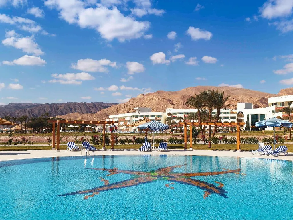 Bar, Movenpick Resort Taba, Red Sea Riviera