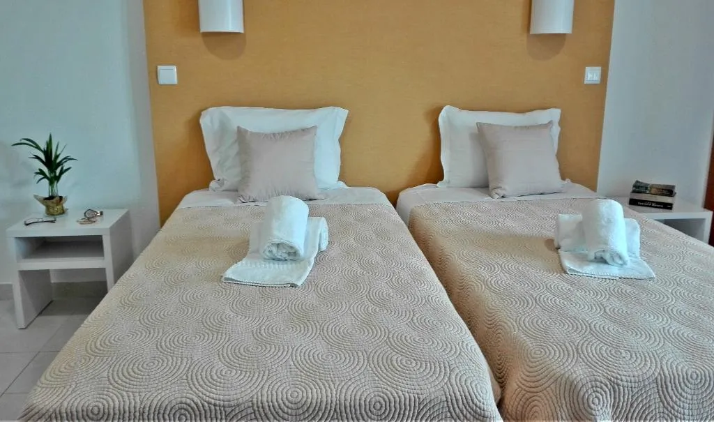 STUDIO SUPERIOR Room, Apartamentos Vale de Carros by Umbral, Algarve