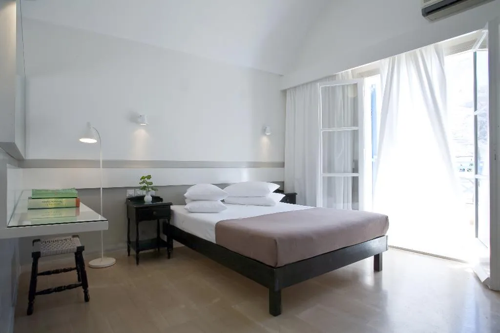 SINGLE STANDARD Room, Kamari Beach, Santorini