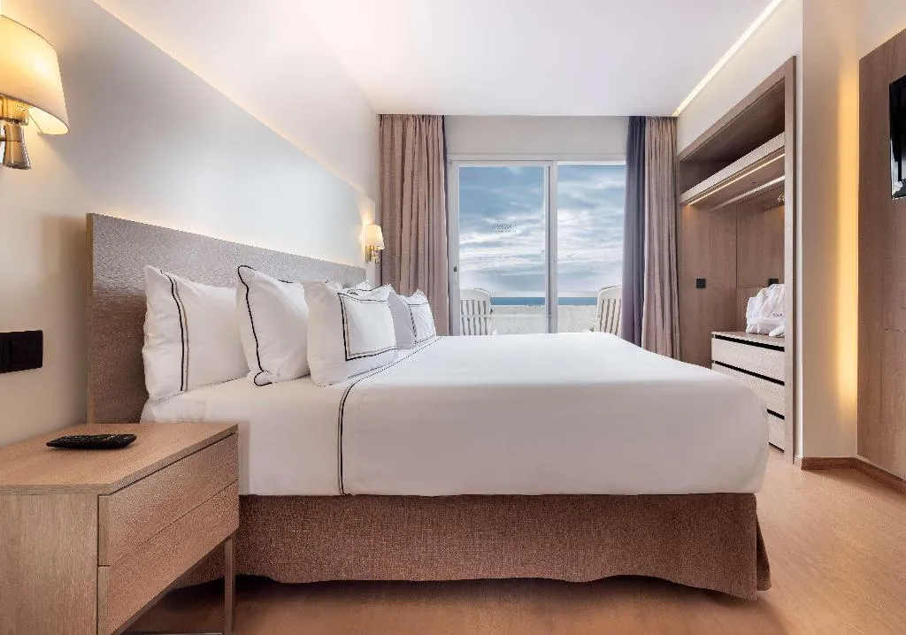 JUNIOR SUITE STANDARD Room, Melia Sitges, Costa Brava