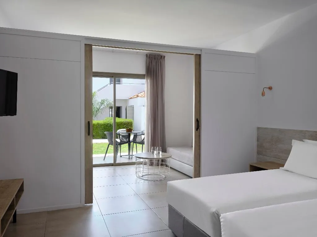 FAMILY ROOM STANDARD Room, Atlantica Panthea Resort, Cyprus