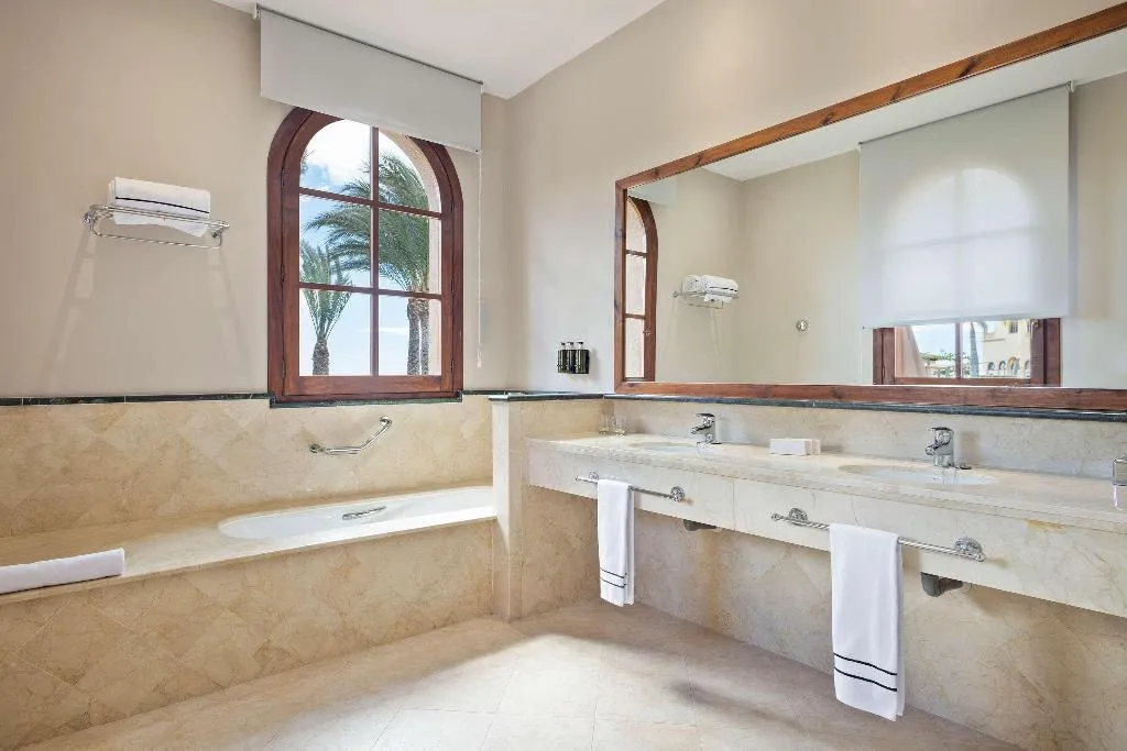 SUITE STANDARD Room, Melia Villaitana, Costa Blanca