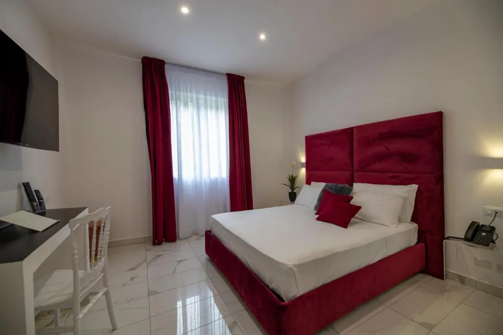 Double or Twin STANDARD Room, Hotiday Pozzuoli, Naples