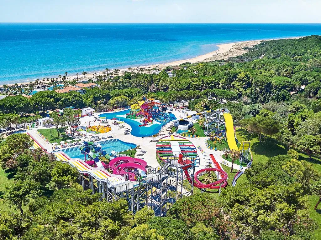 Sports and Entertainment, Mandola Rosa, A Resort to Live, Athens