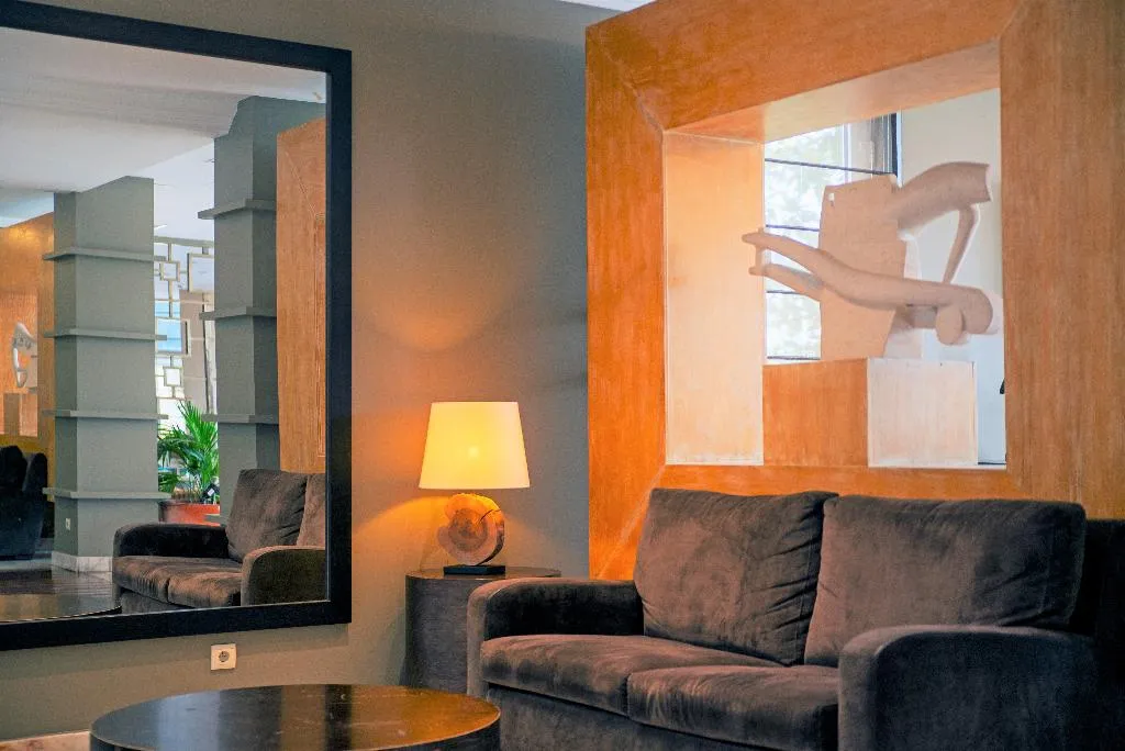 Lobby, Amazonia Jamor, Lisbon