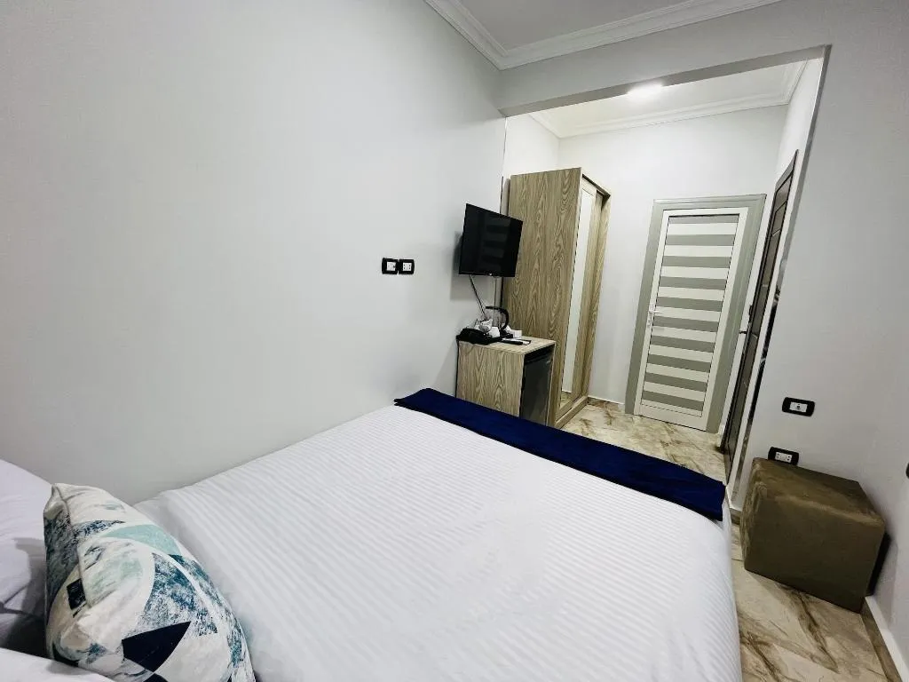 Room, Capital Of Pyramids Hotel, Cairo