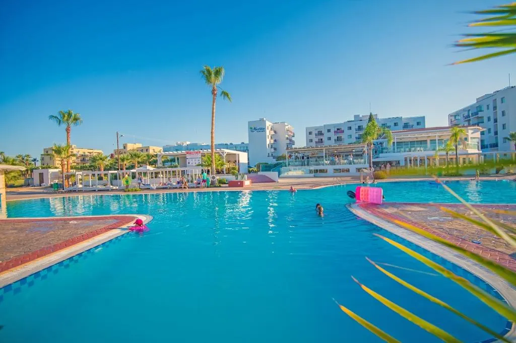 Pool, Marlita Beach Hotel Apartments, Cyprus