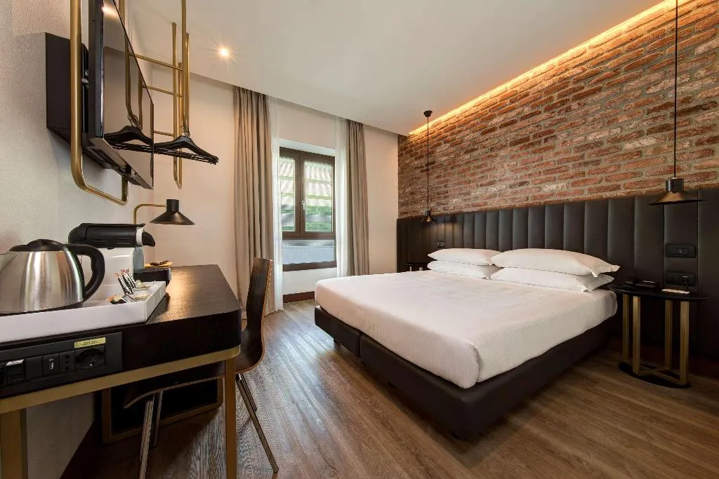 QUADRUPLE SUPERIOR Room, Best Western Hotel Tritone, Venice