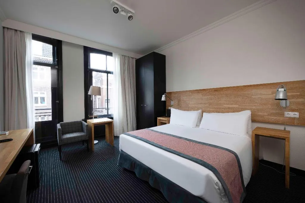 Room, Catalonia Vondel Amsterdam, Amsterdam