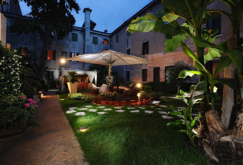 Terrace, Abbazia, Venice