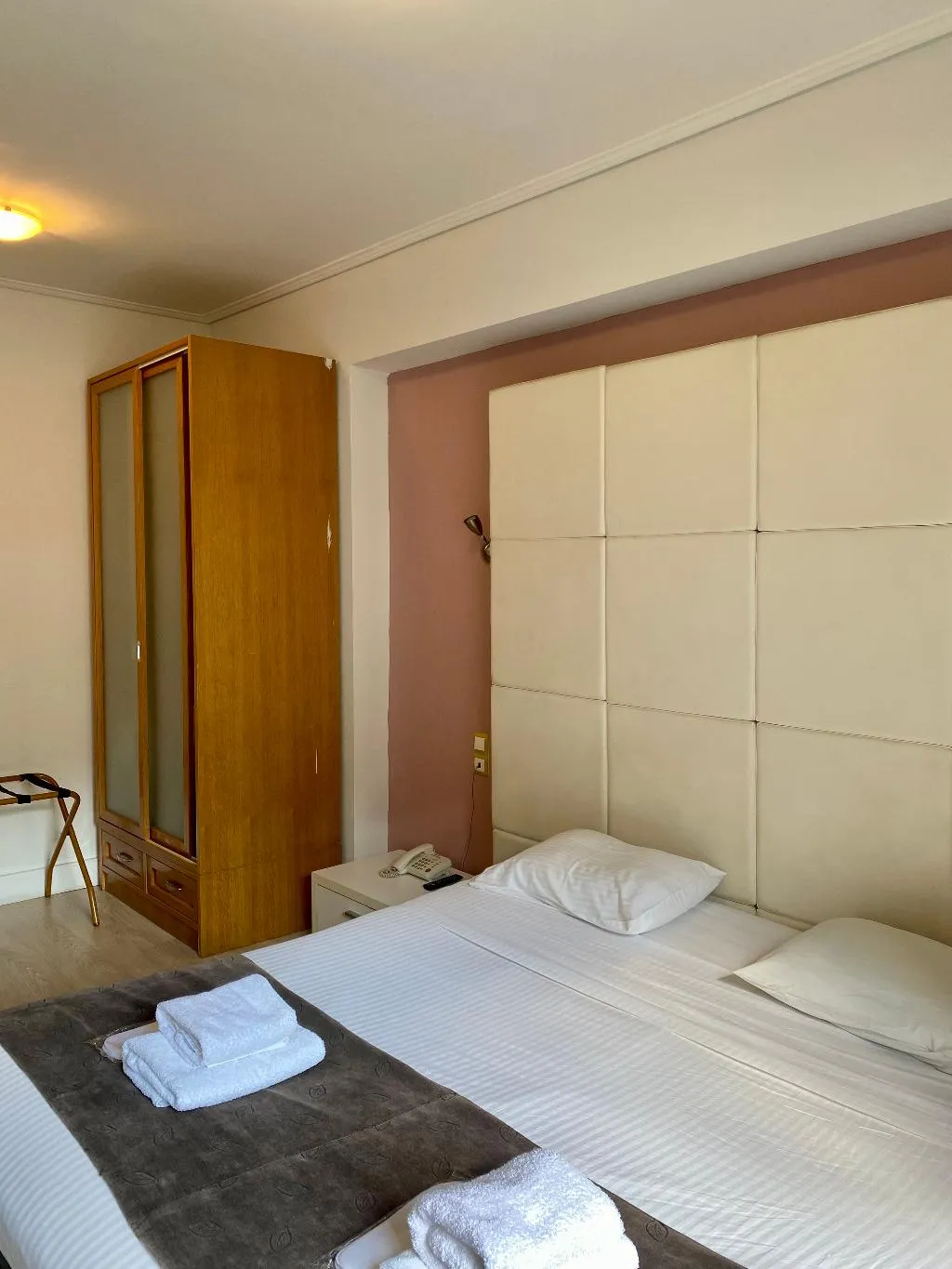 Room, Art Suites, Athens