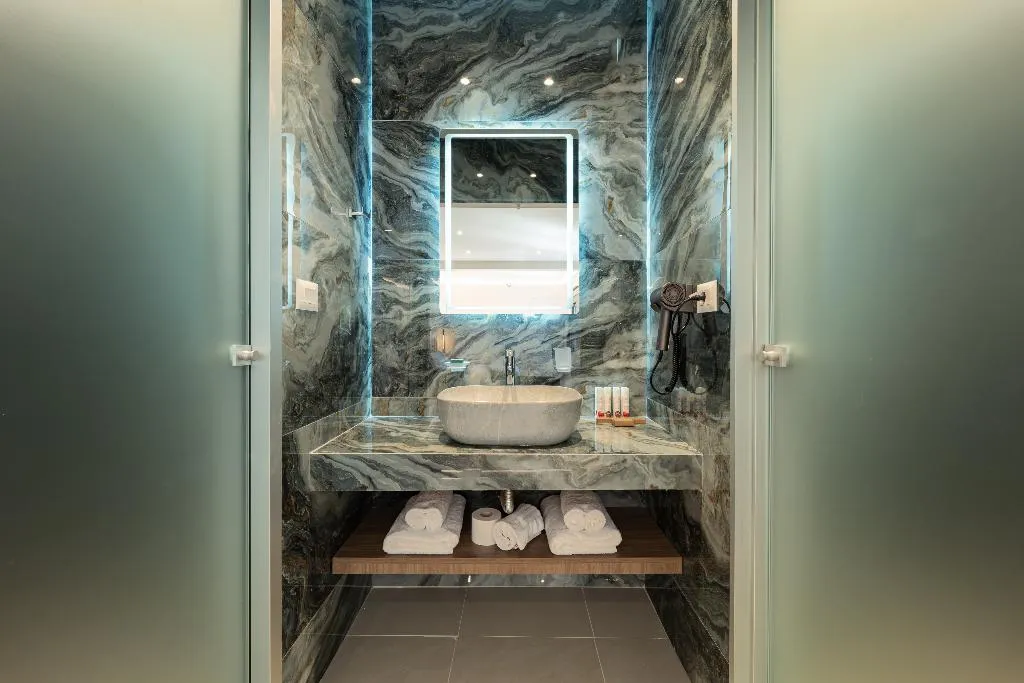 JUNIOR SUITE TWO BEDS Room, Philia Center Suites, Rhodes