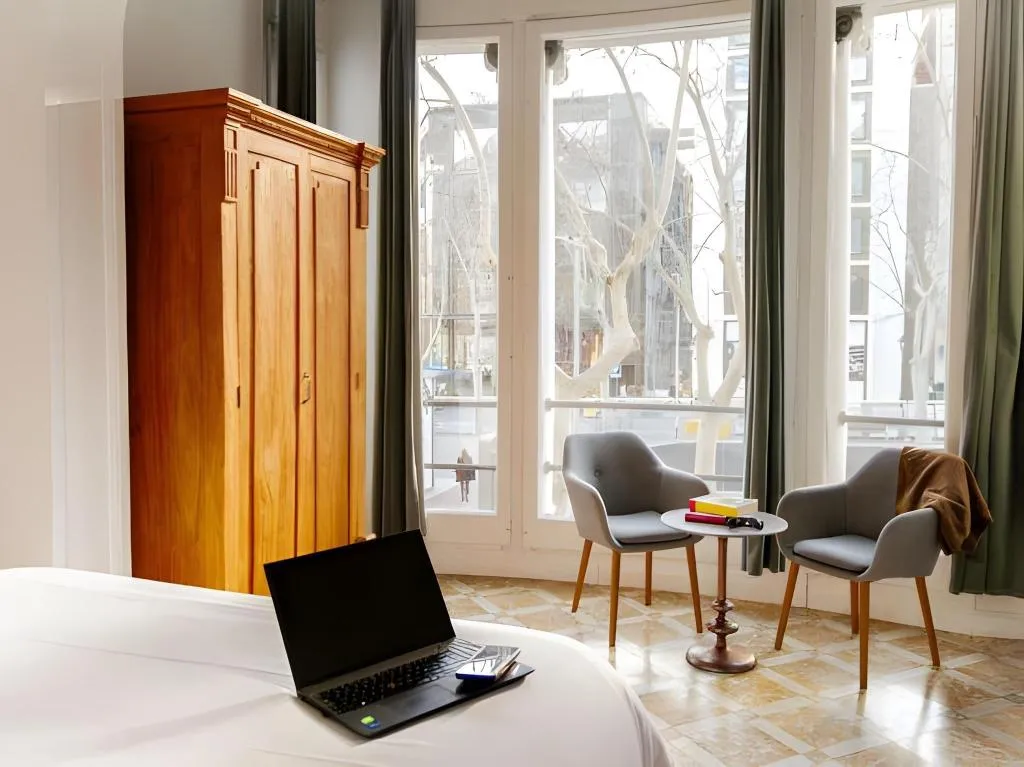 Room, room00 Casa Gracia, Barcelona