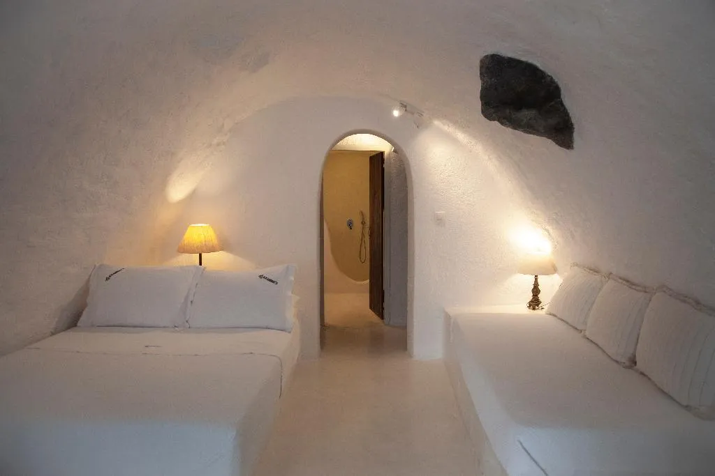 SUITE SUPERIOR Room, Alexander's Suites, Santorini