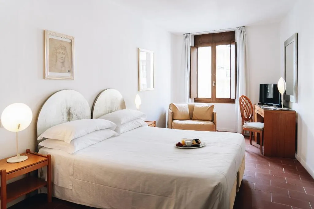 Double or Twin ECONOMY Room, Palazzo Ognissanti, Florence