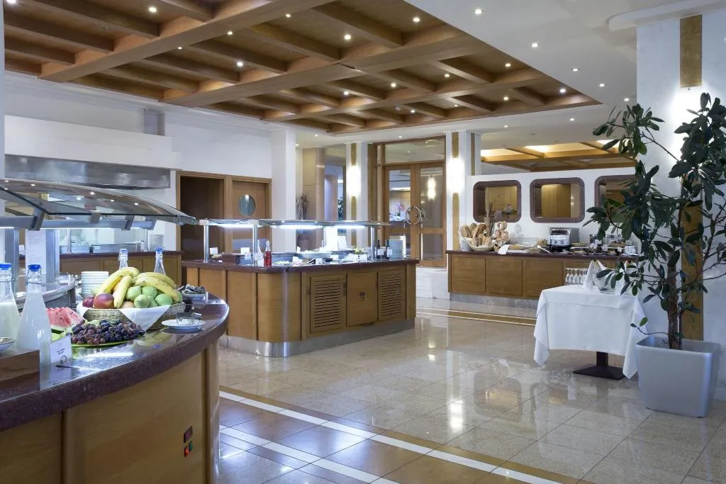 Restaurant, Thalassa Beach Resort, Crete
