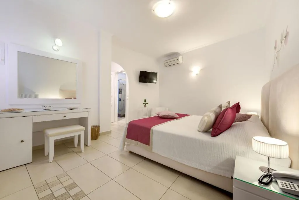 Room, Dream Island Hotel, Santorini