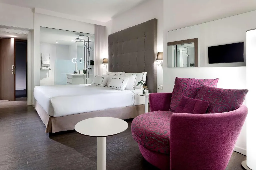 DOUBLE PREMIUM Room, Melia Palma Marina, Majorca
