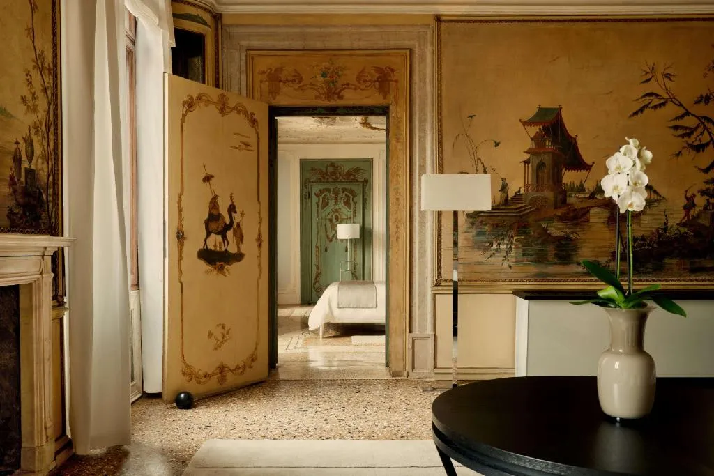 SUITE STANDARD Room, Aman Venice, Venice