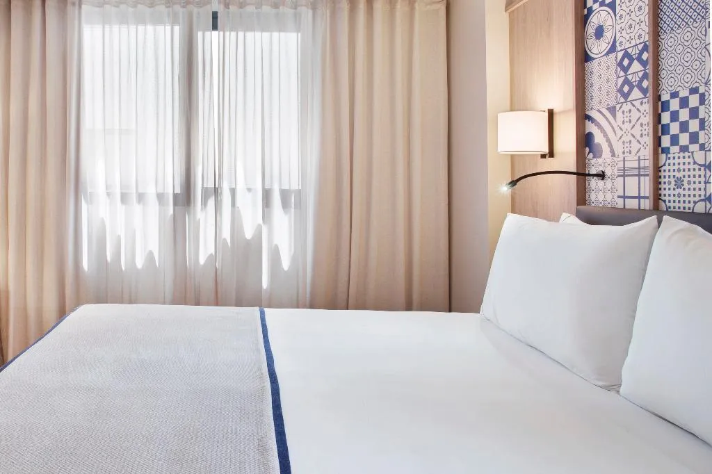 SINGLE STANDARD Room, Eurostars Guadalquivir, Seville