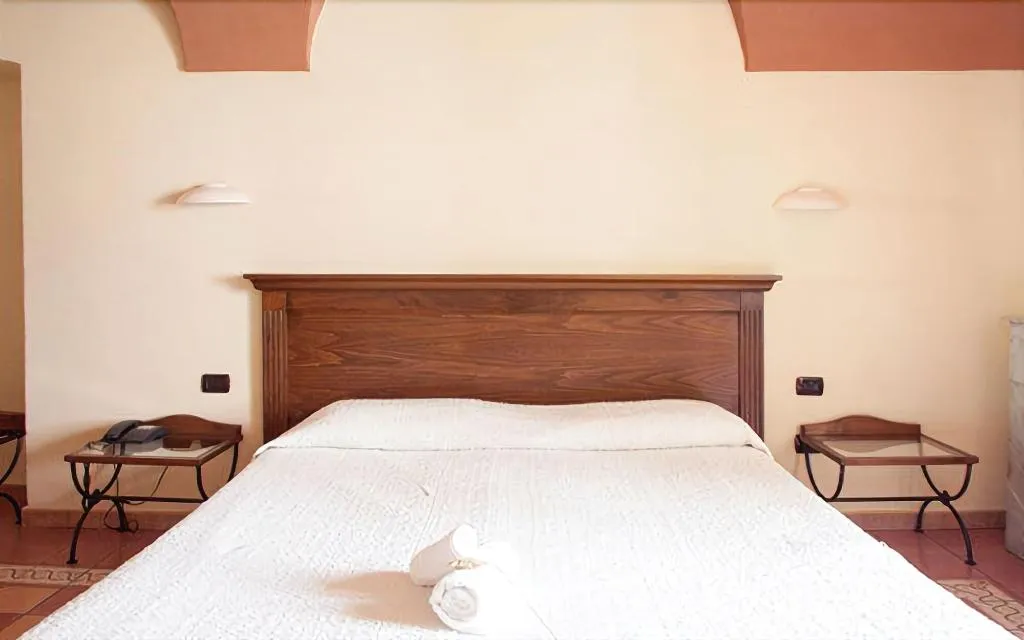 Room, Corte Fiorita, Alghero