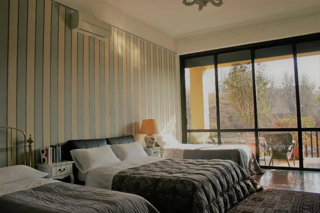 Room, B&B Bonne Nuit Rome, Naples
