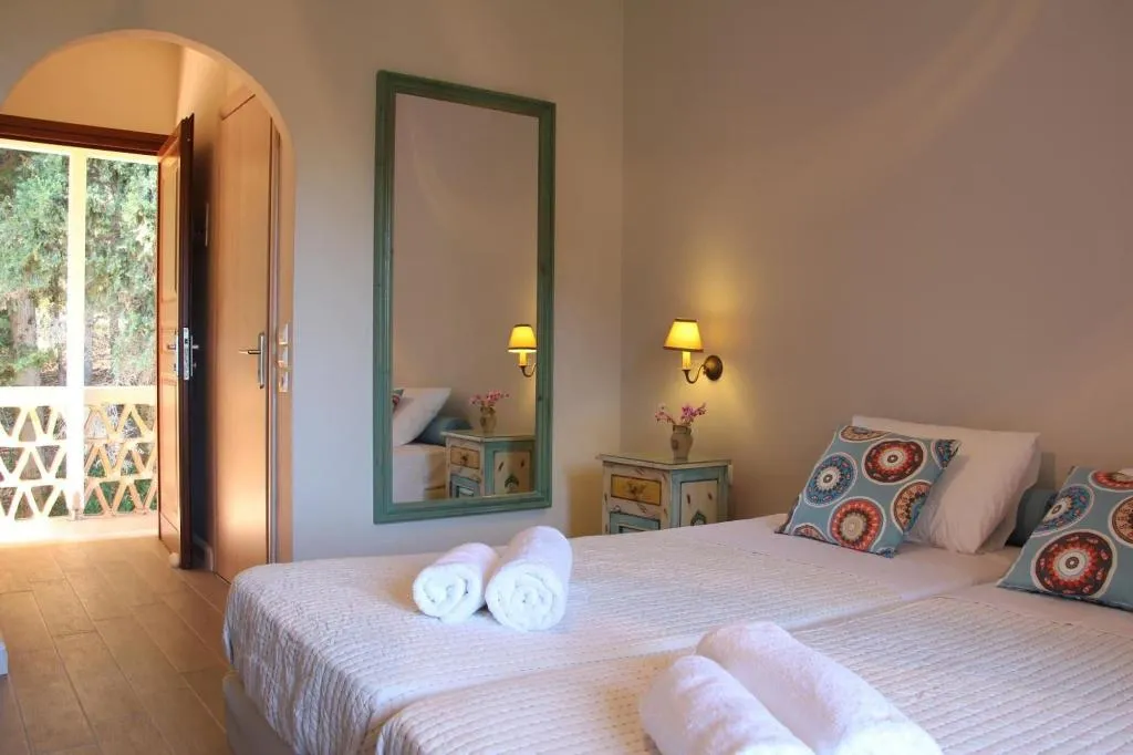Room, Eleas Gi, Zante