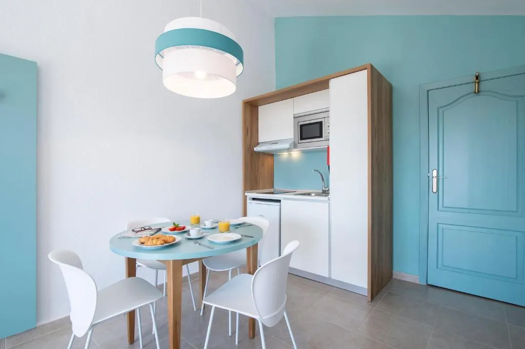 APARTMENT ONE BEDROOM Room, Pierre & Vacances Menorca Cala Blanes, Menorca