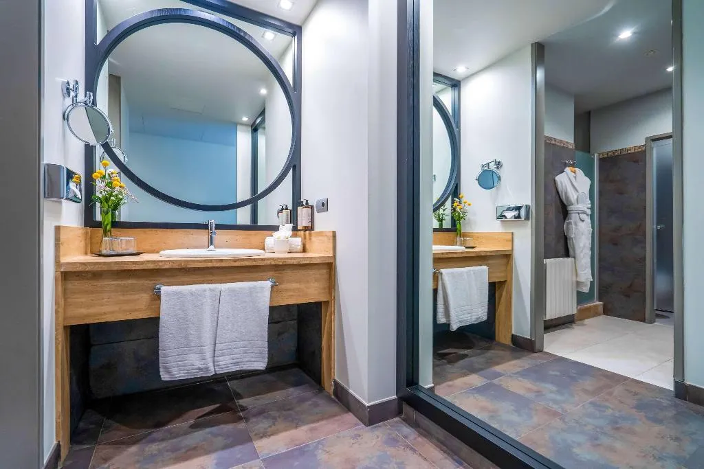 Room, Dolce By Wyndham Barcelona Resort, Barcelona