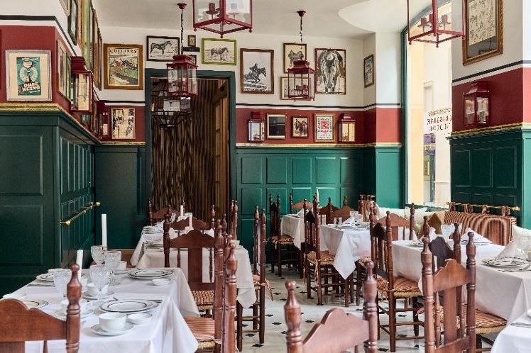 Restaurant, Cristine Bedfor Guest Houses Malaga, Costa Del Sol