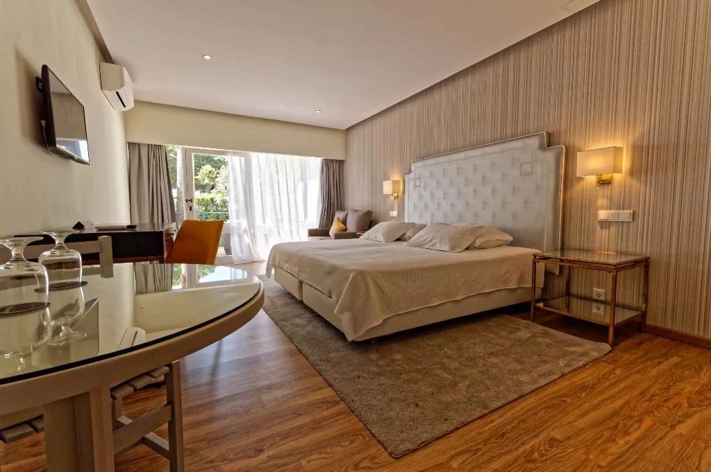STUDIO DELUXE Room, Carvoeiro Garden Hotel, Algarve