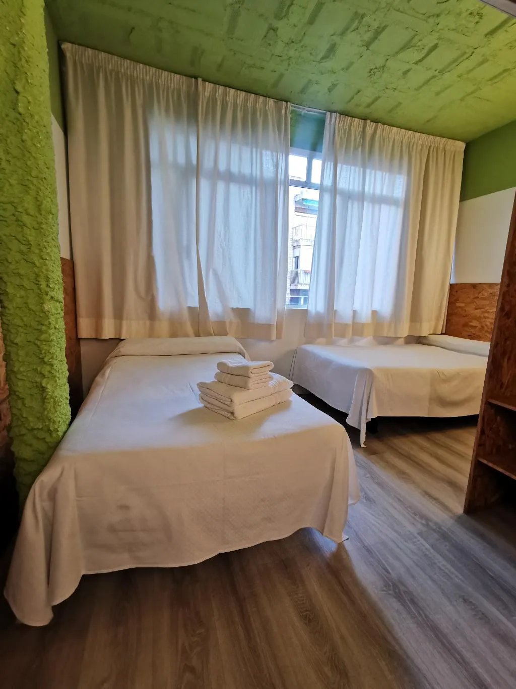 TWIN STANDARD Room, La Posada del Chaflan, Madrid