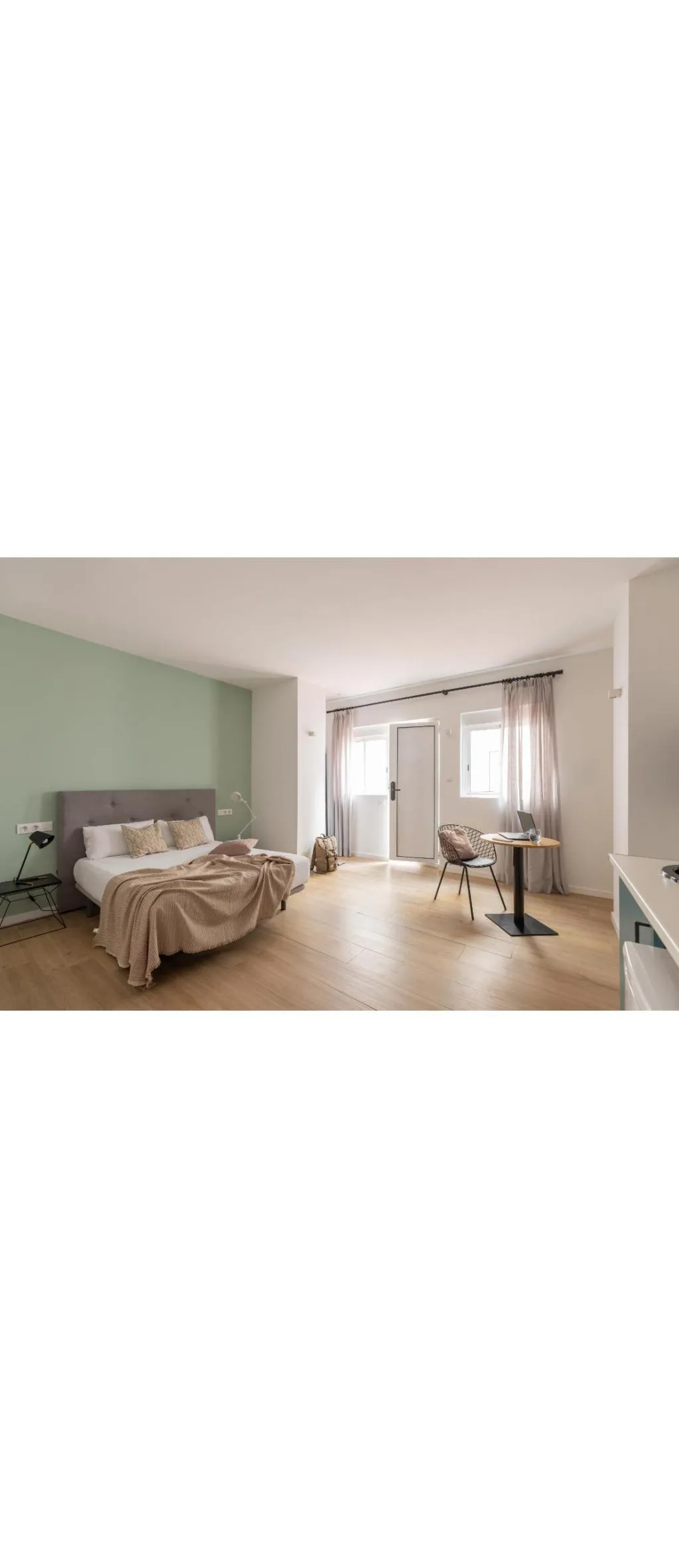 STUDIO STANDARD Room, Libere Valencia Abastos, Valencia