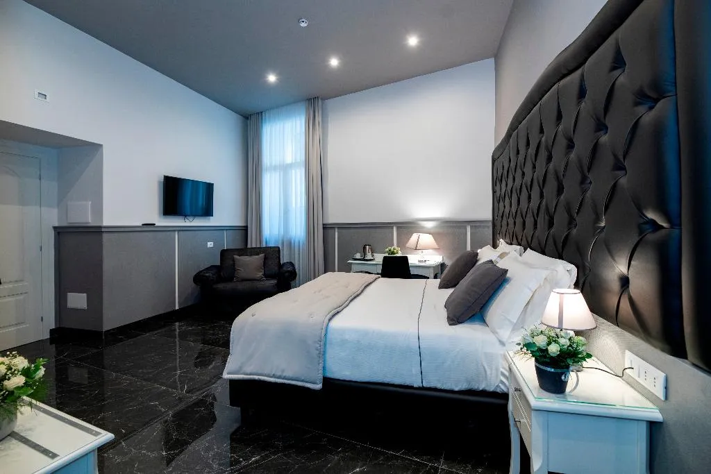 TRIPLE STANDARD Room, Villa Elisio Hotels & Spa, Naples