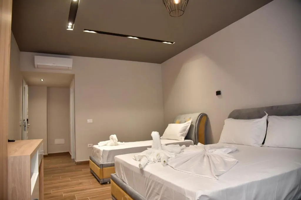 TRIPLE SEA VIEW Room, Dolanit Hotels Lubjana, Durres
