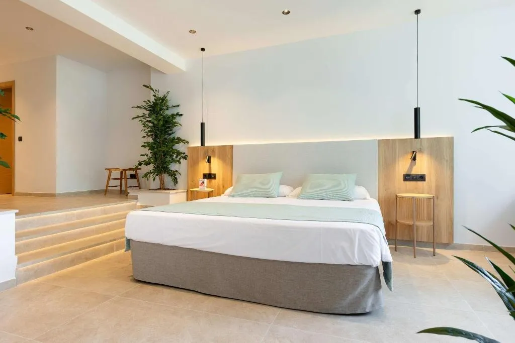 Room, THB Los Molinos, Ibiza