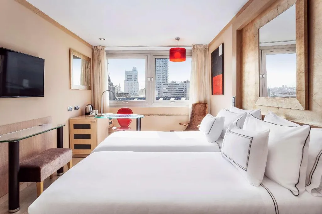 Double or Twin STANDARD Room, Melia Madrid Princesa, Madrid