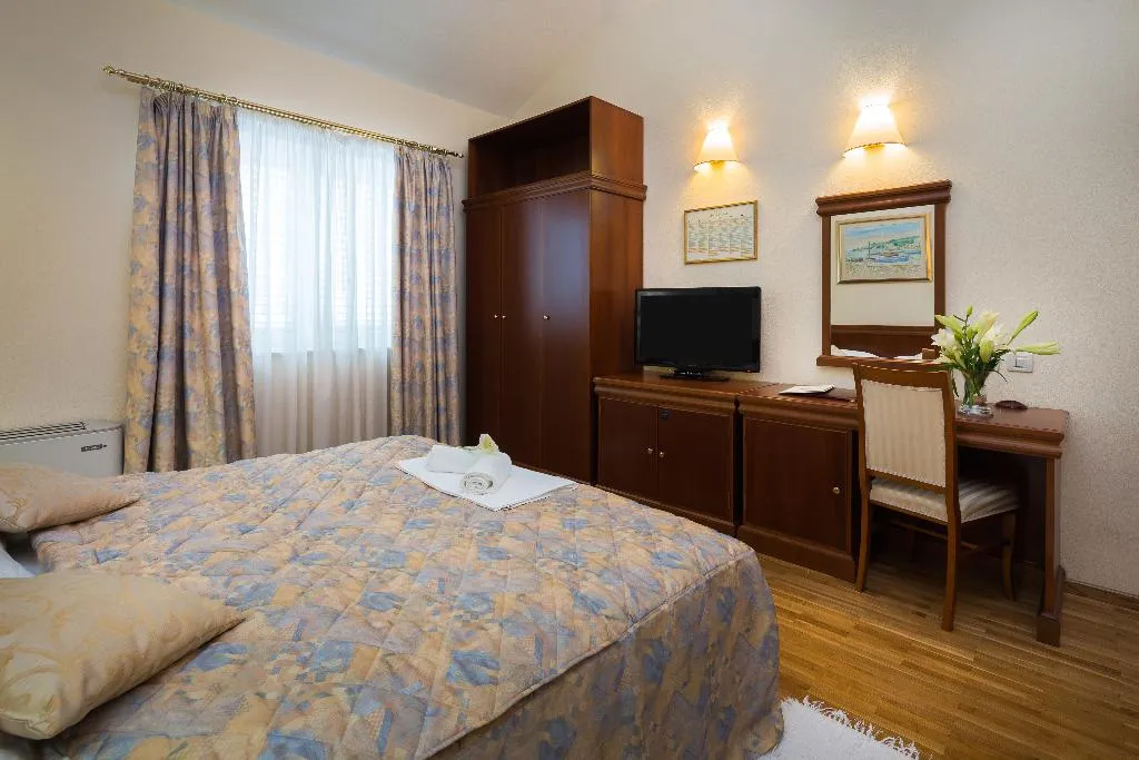 DOUBLE ECONOMY Room, Villa Bacchus, Split